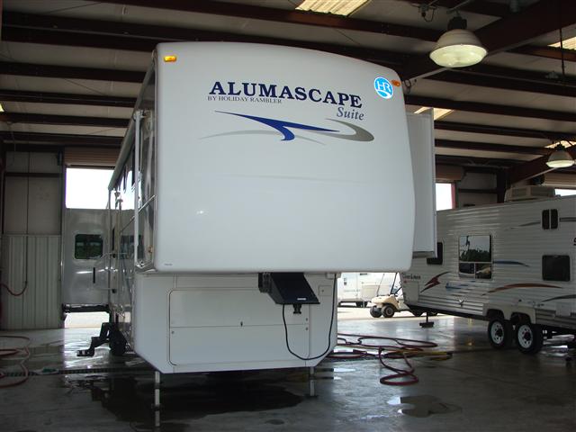 Used 2008 Holiday Rambler Alumascape 36RLQ Fifth Wheel For Sale
